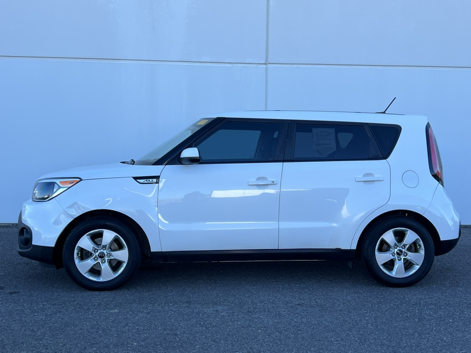 2018 Kia Soul Base 33