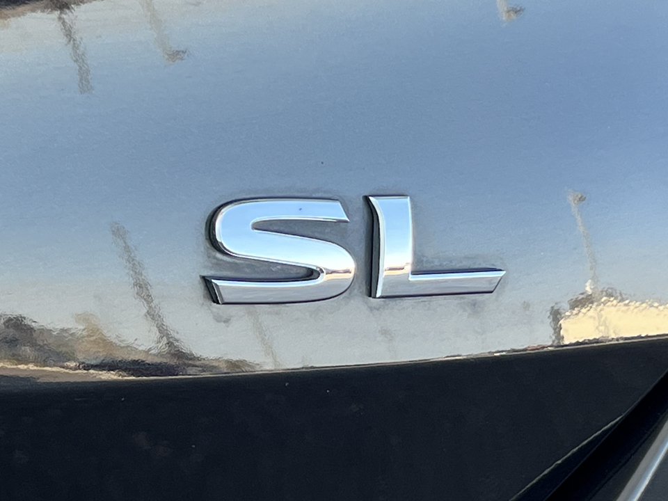 2016 Nissan Rogue SL 9