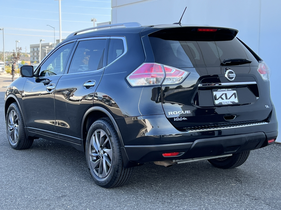 2016 Nissan Rogue SL 10