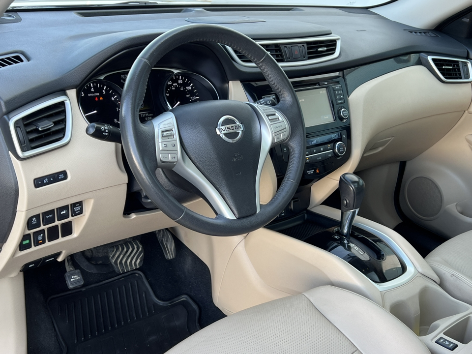 2016 Nissan Rogue SL 17