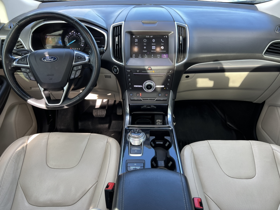 2019 Ford Edge Titanium 3