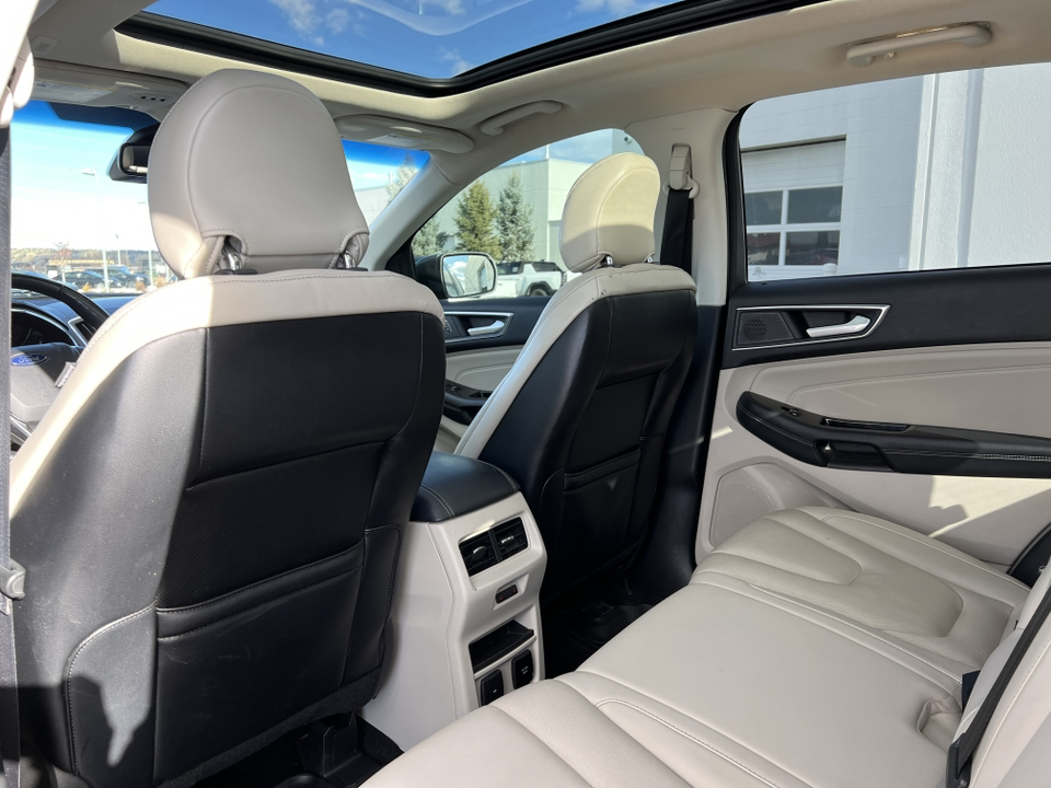 2019 Ford Edge Titanium 37