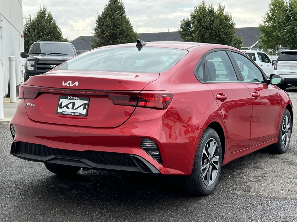 2024 Kia Forte LXS 37