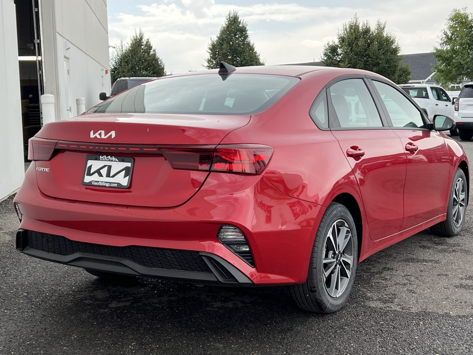 2024 Kia Forte LXS 35