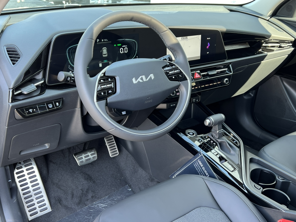 2025 Kia Niro EX Touring 15