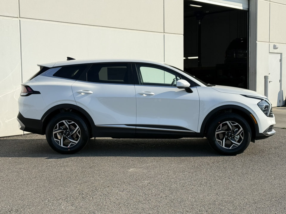 2025 Kia Sportage LX 39