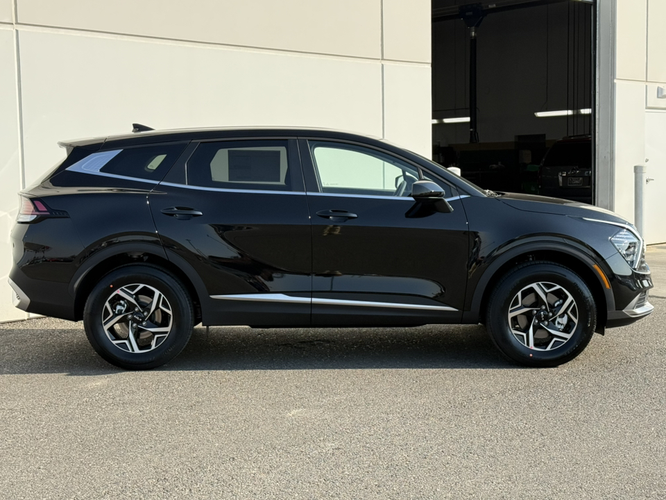 2025 Kia Sportage LX 39