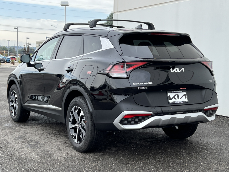 2025 Kia Sportage EX 9