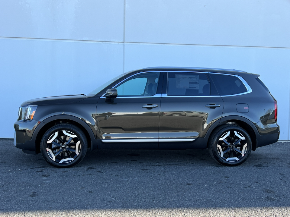 2025 Kia Telluride S 48