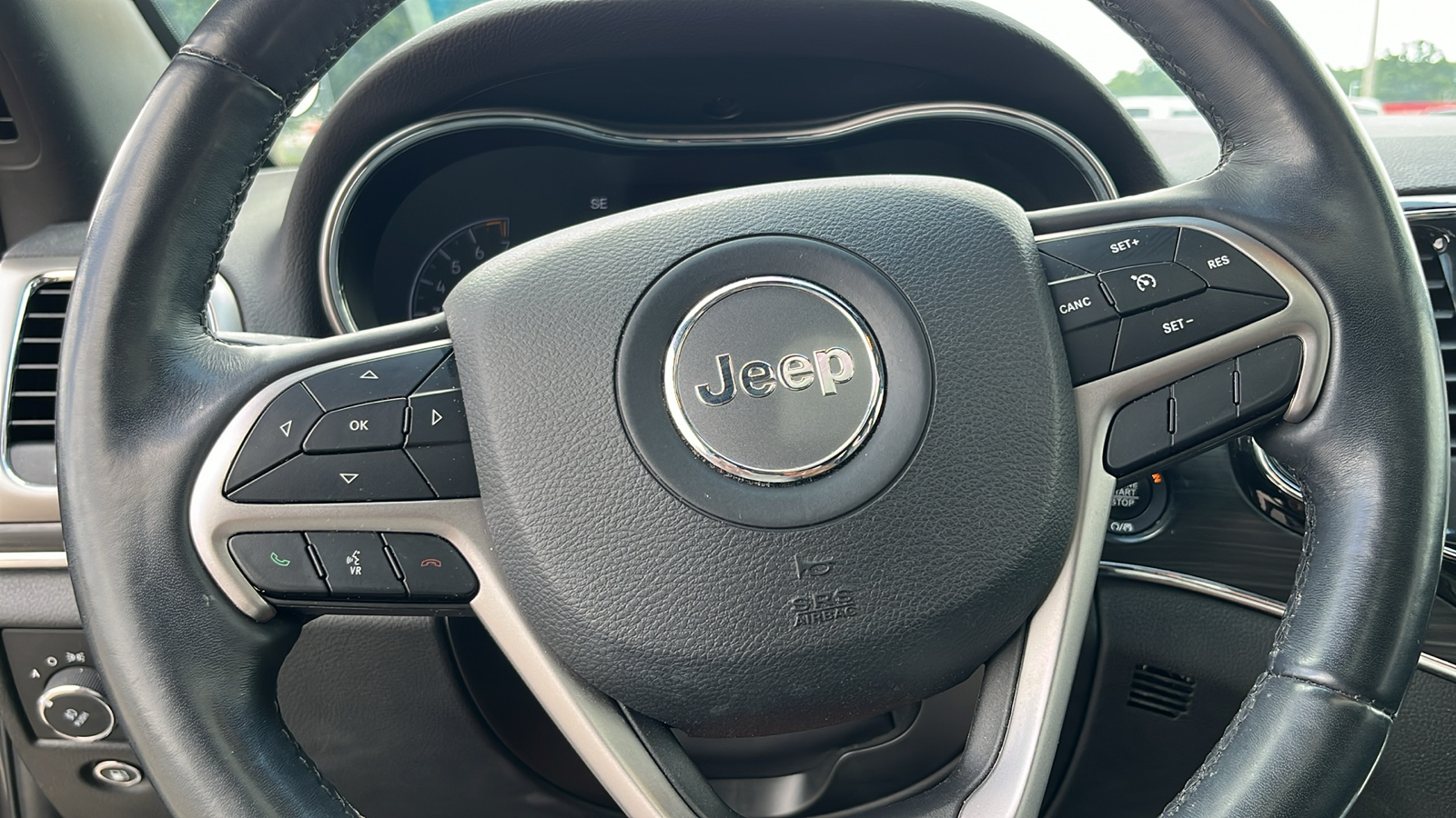 2021 Jeep Grand Cherokee Limited 33