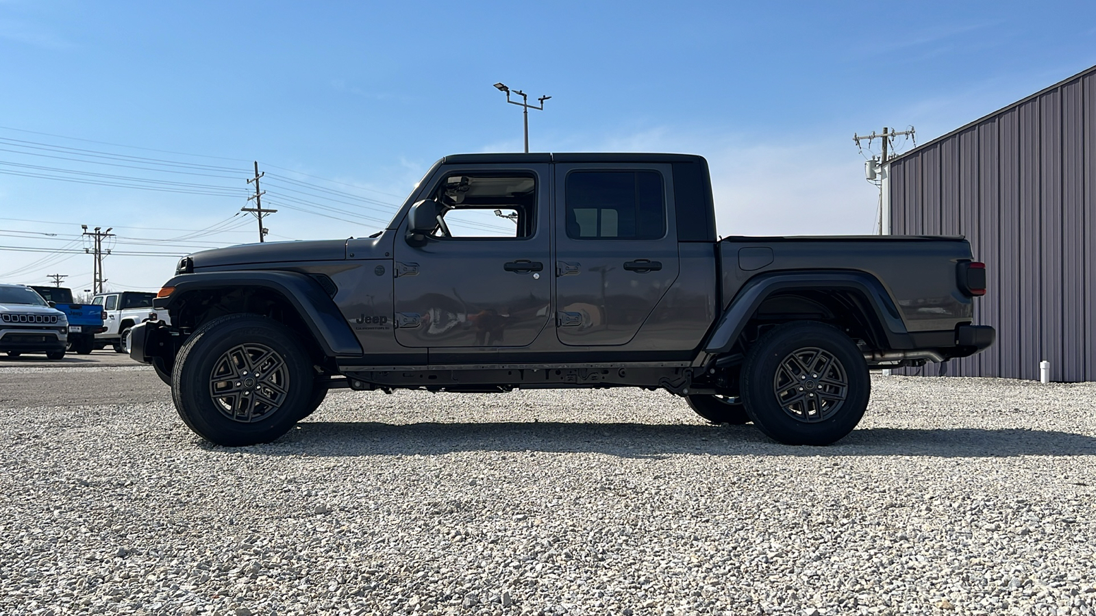 2024 Jeep Gladiator Sport 6