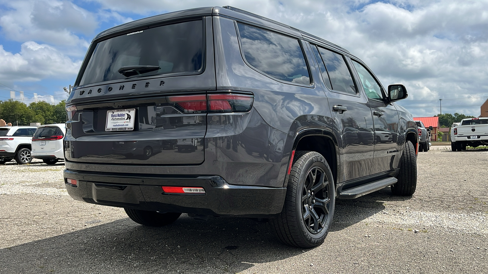 2024 Jeep Wagoneer Series II 3