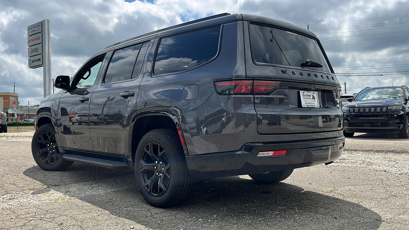 2024 Jeep Wagoneer Series II 5