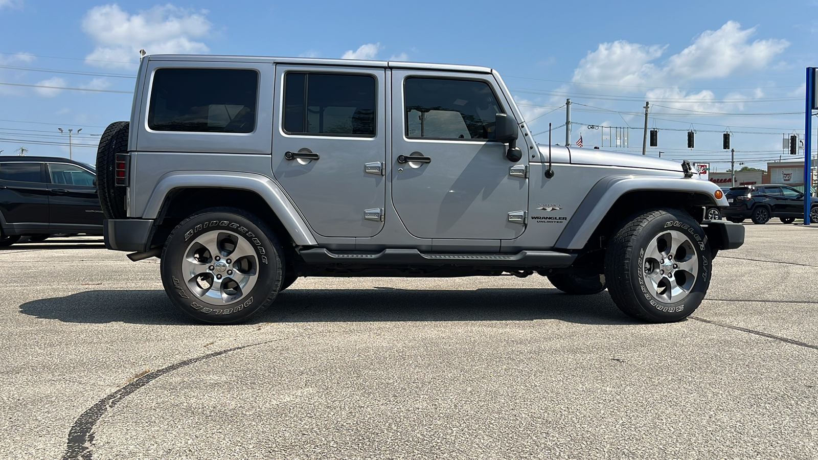 2016 Jeep Wrangler Unlimited Sahara 2