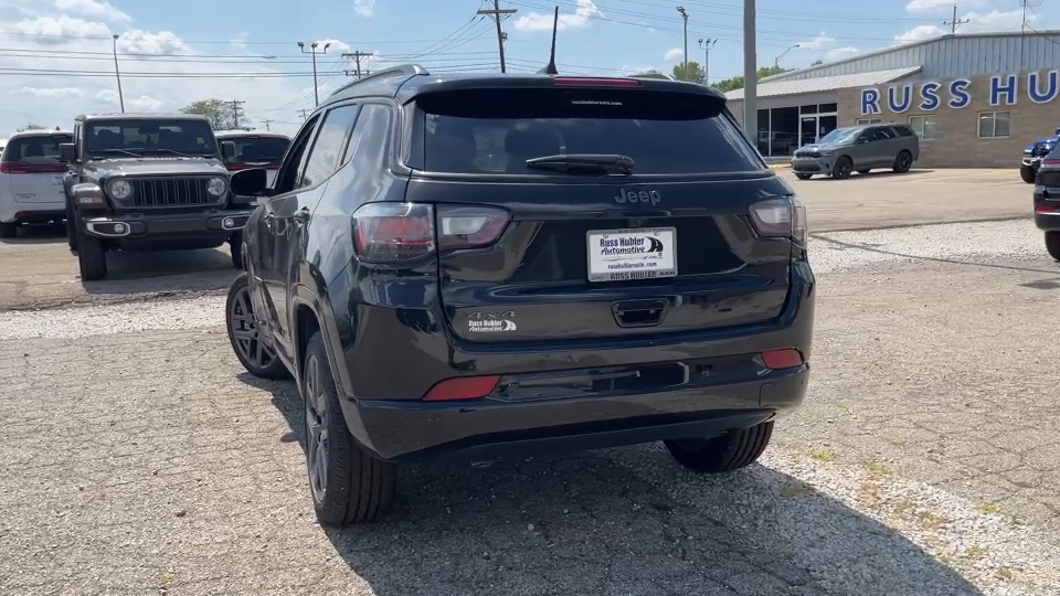 2024 Jeep Compass Limited 33