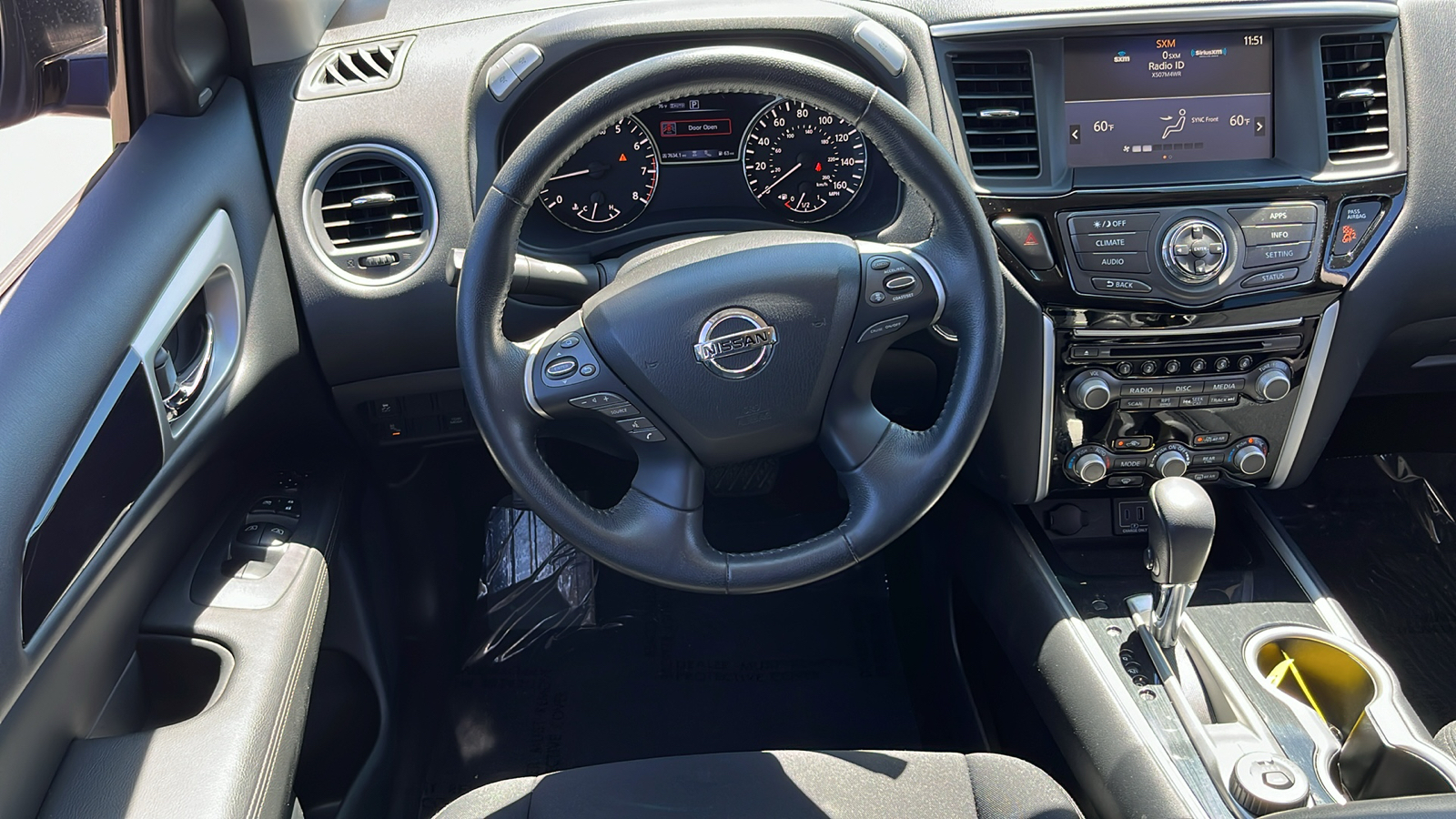 2019 Nissan Pathfinder SV 32