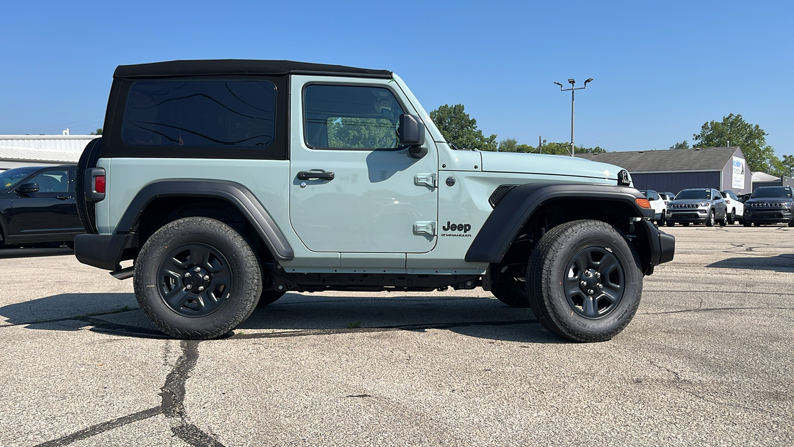 2024 Jeep Wrangler Sport 2