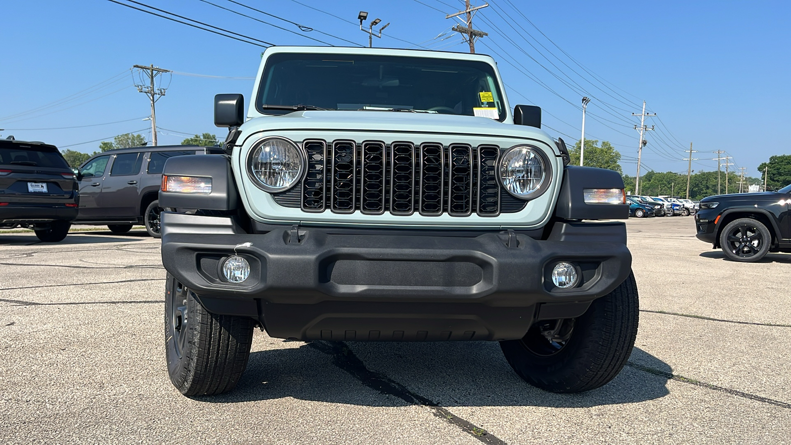 2024 Jeep Wrangler Sport 8