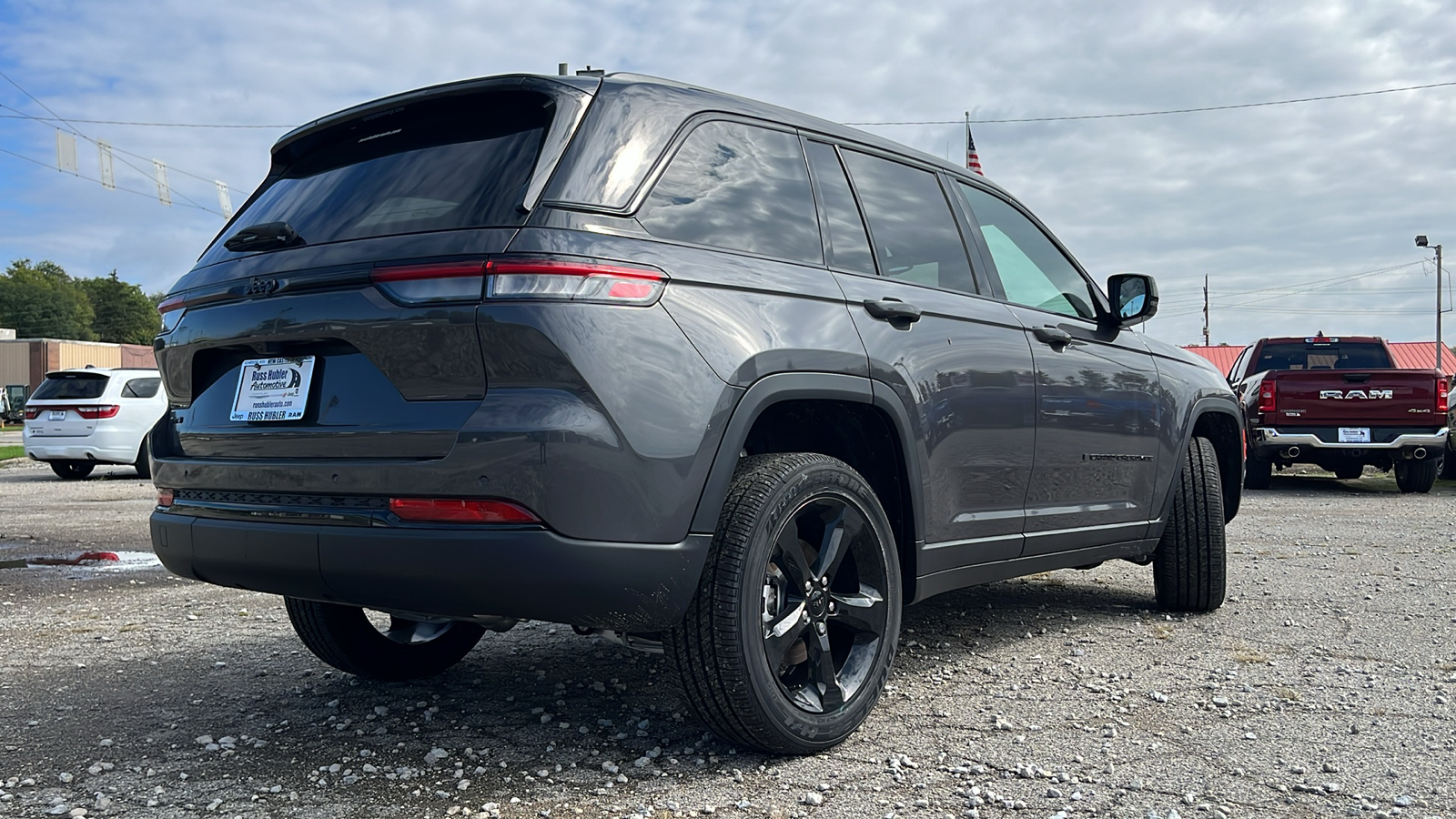 2024 Jeep Grand Cherokee Altitude X 3