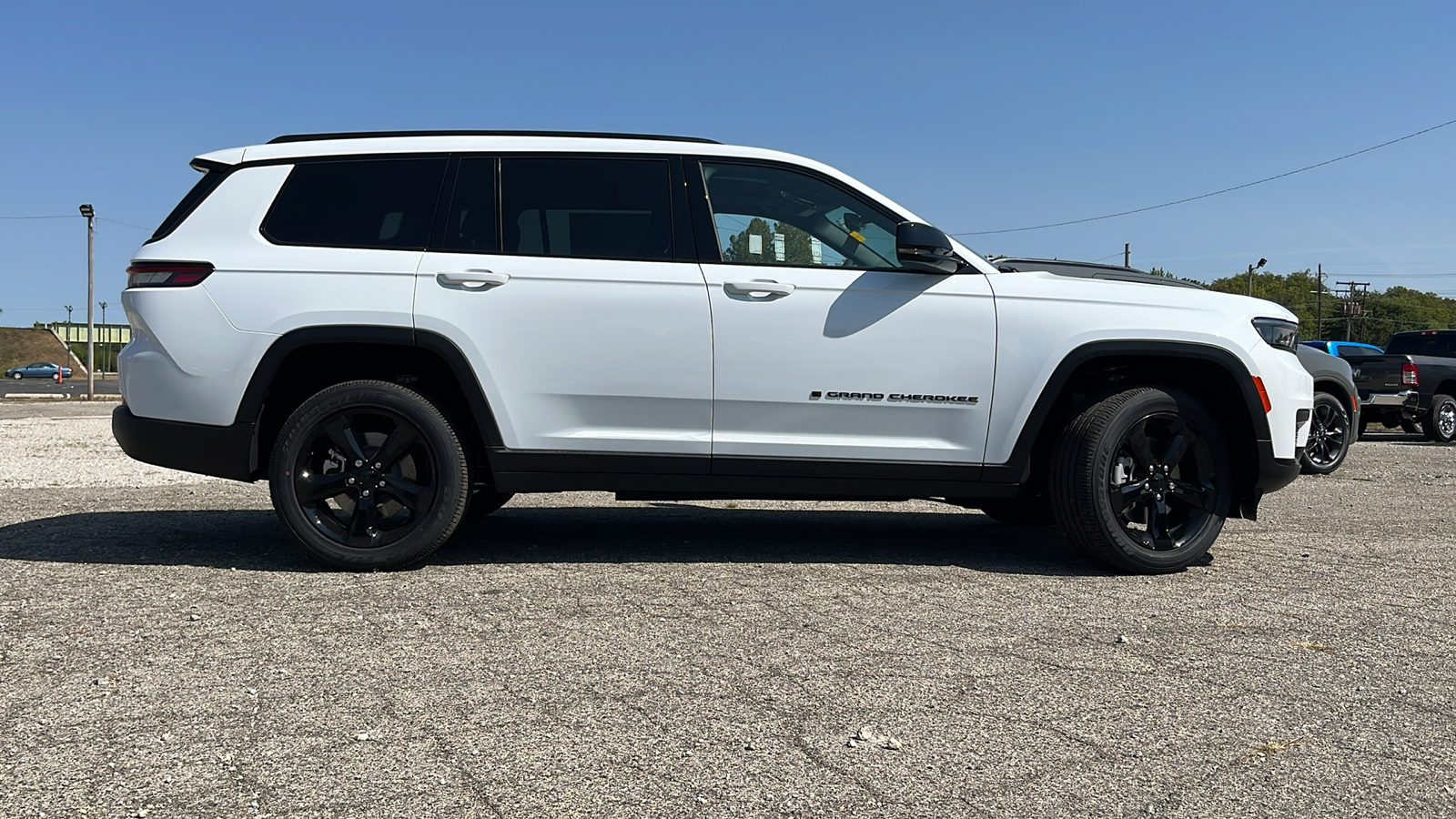 2024 Jeep Grand Cherokee L Altitude X 2