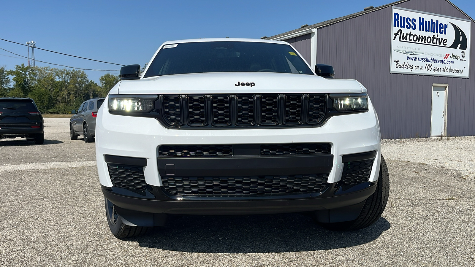 2024 Jeep Grand Cherokee L Altitude X 8