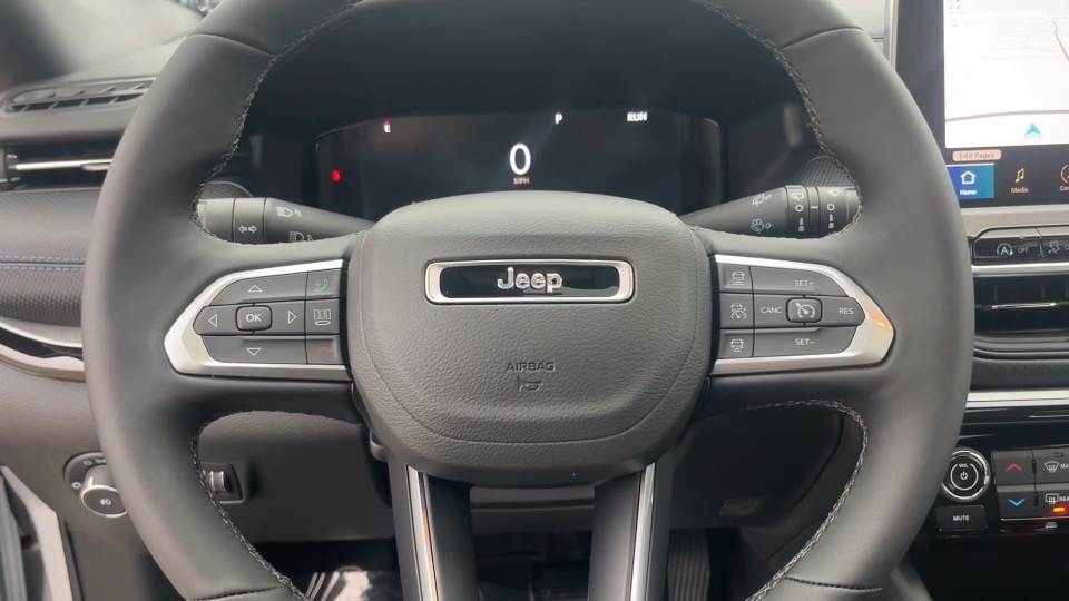 2025 Jeep Compass Limited 26