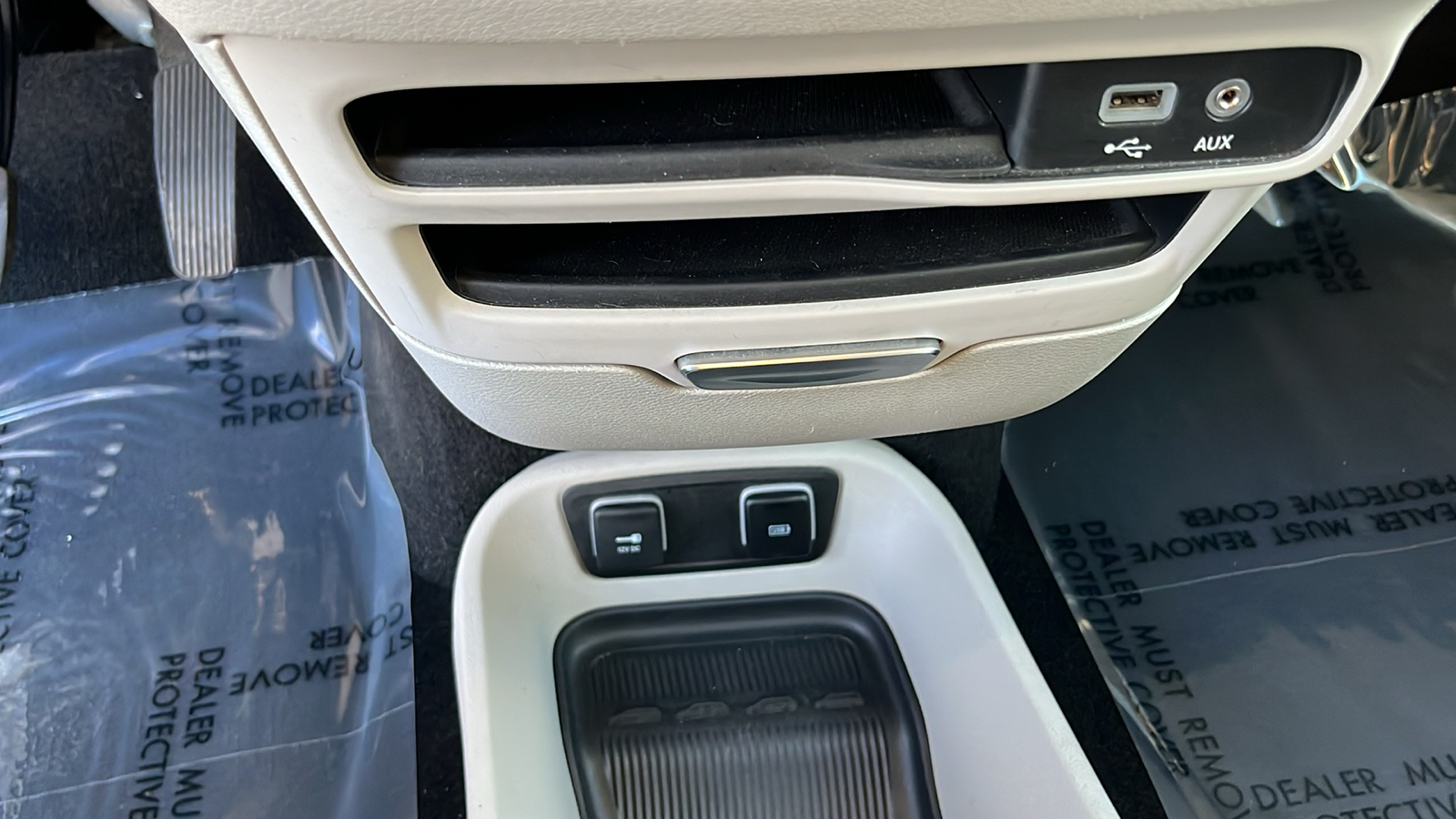 2020 Chrysler Pacifica Touring L 24