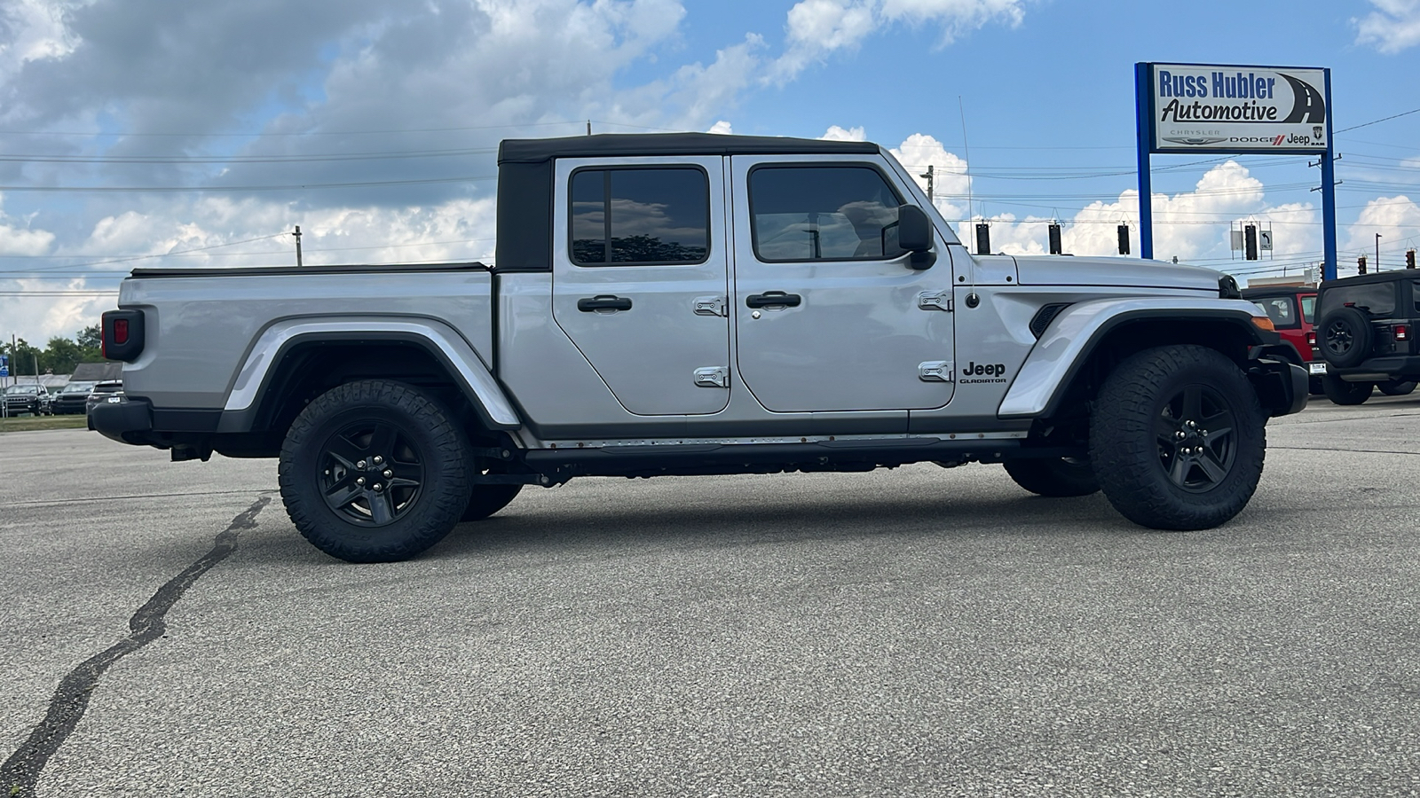 2021 Jeep Gladiator Sport 2