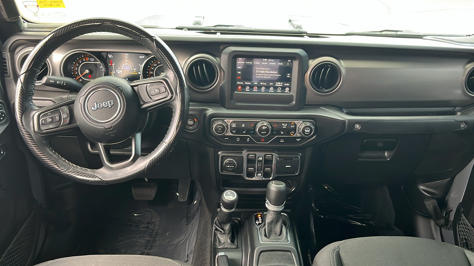 2021 Jeep Gladiator Sport 32