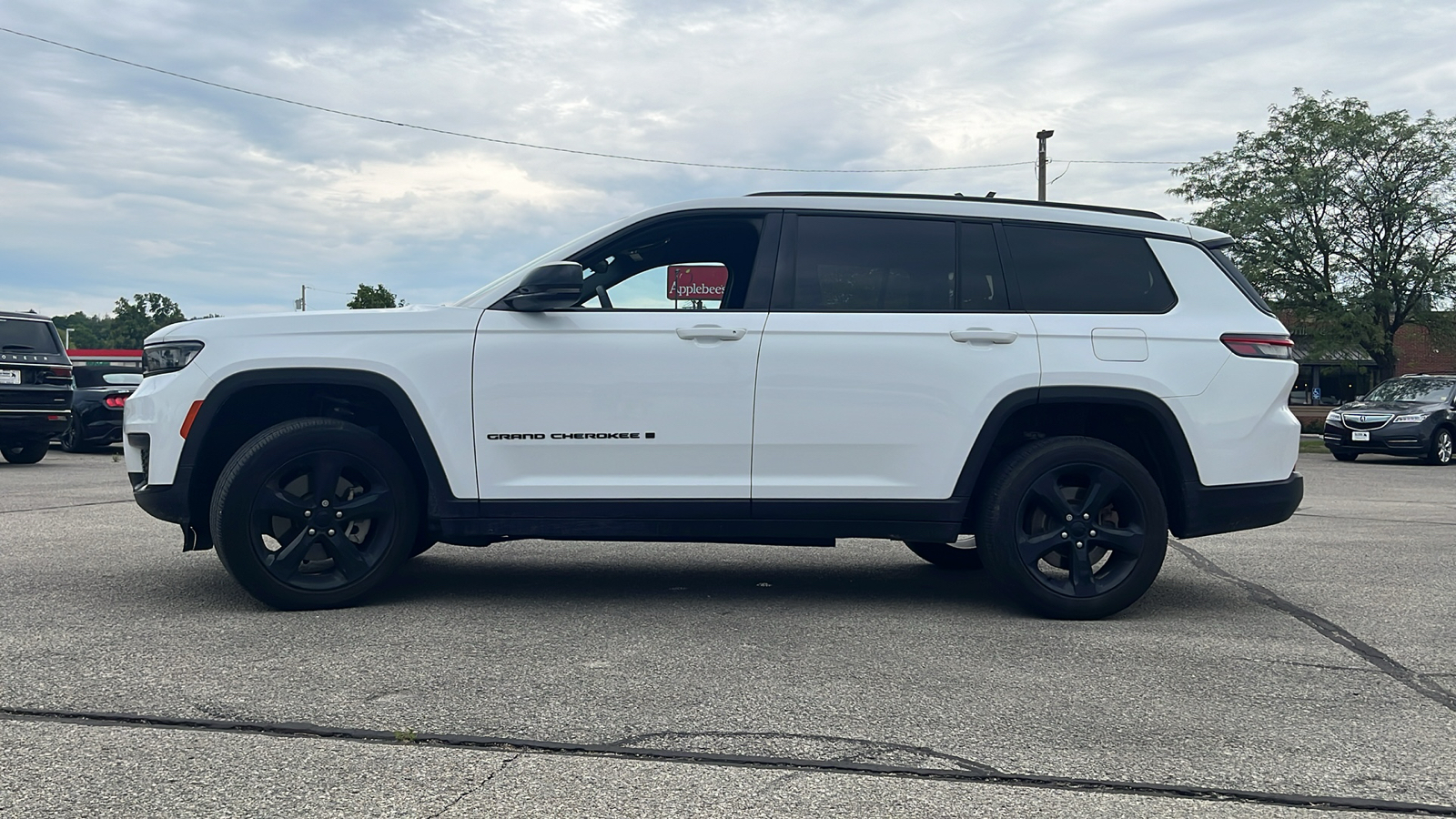 2023 Jeep Grand Cherokee L Altitude 6