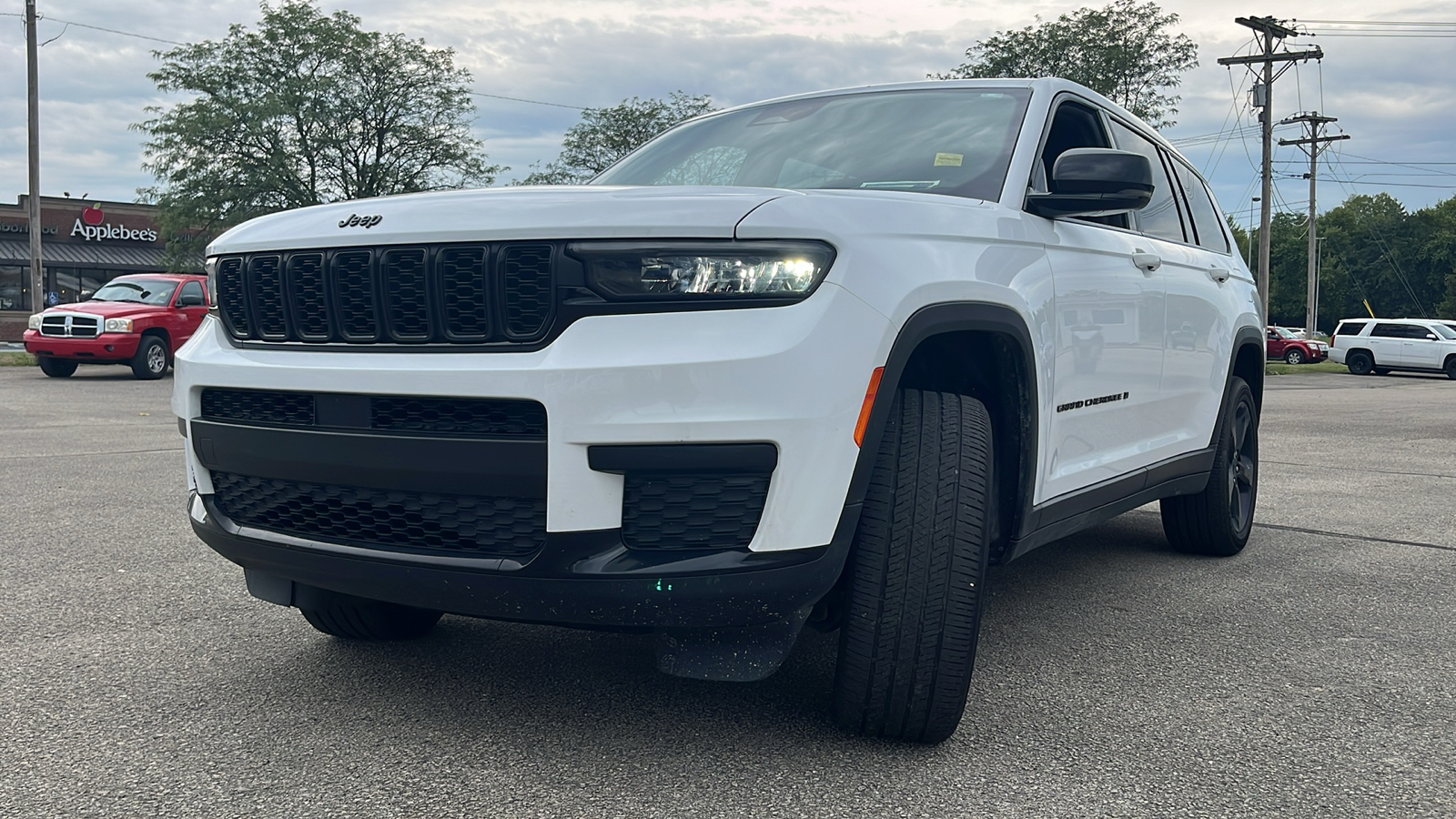 2023 Jeep Grand Cherokee L Altitude 7