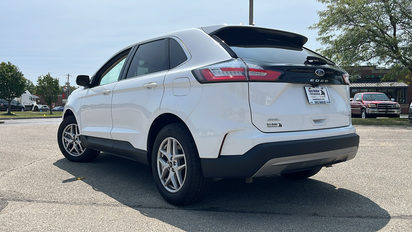 2023 Ford Edge  5