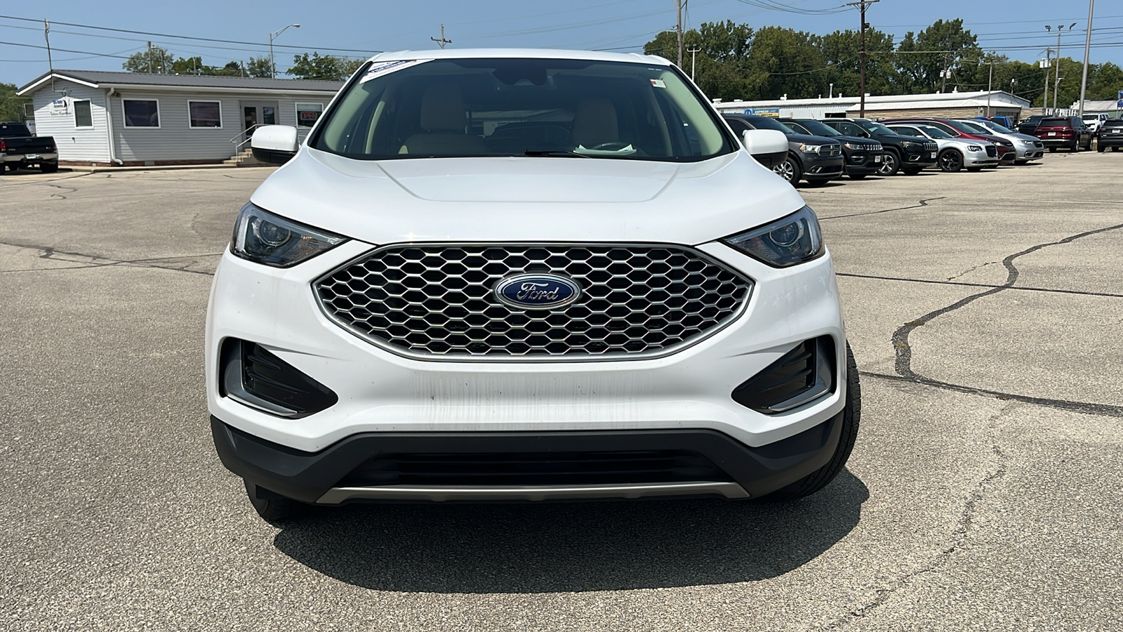 2023 Ford Edge  8