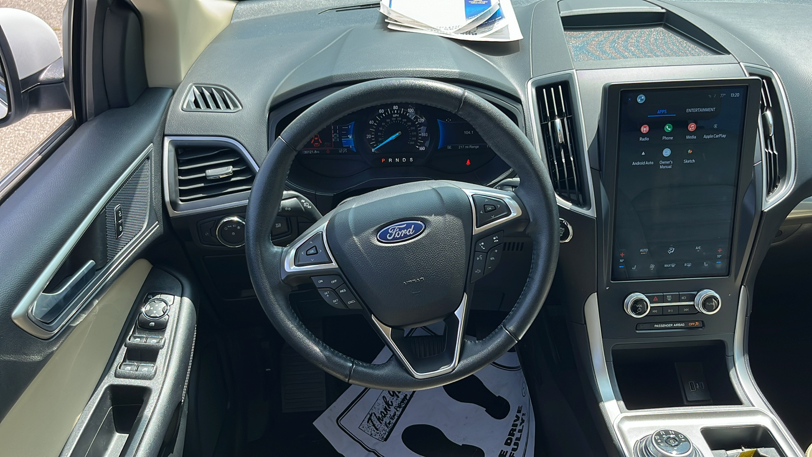 2023 Ford Edge  33