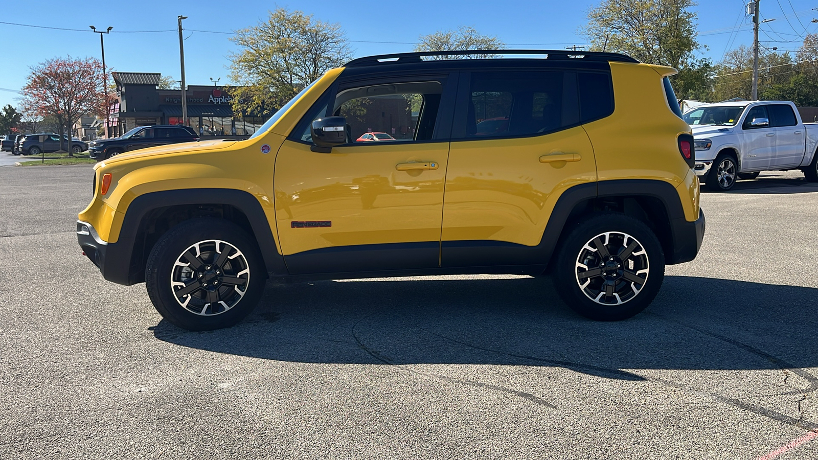 2023 Jeep Renegade Trailhawk 6