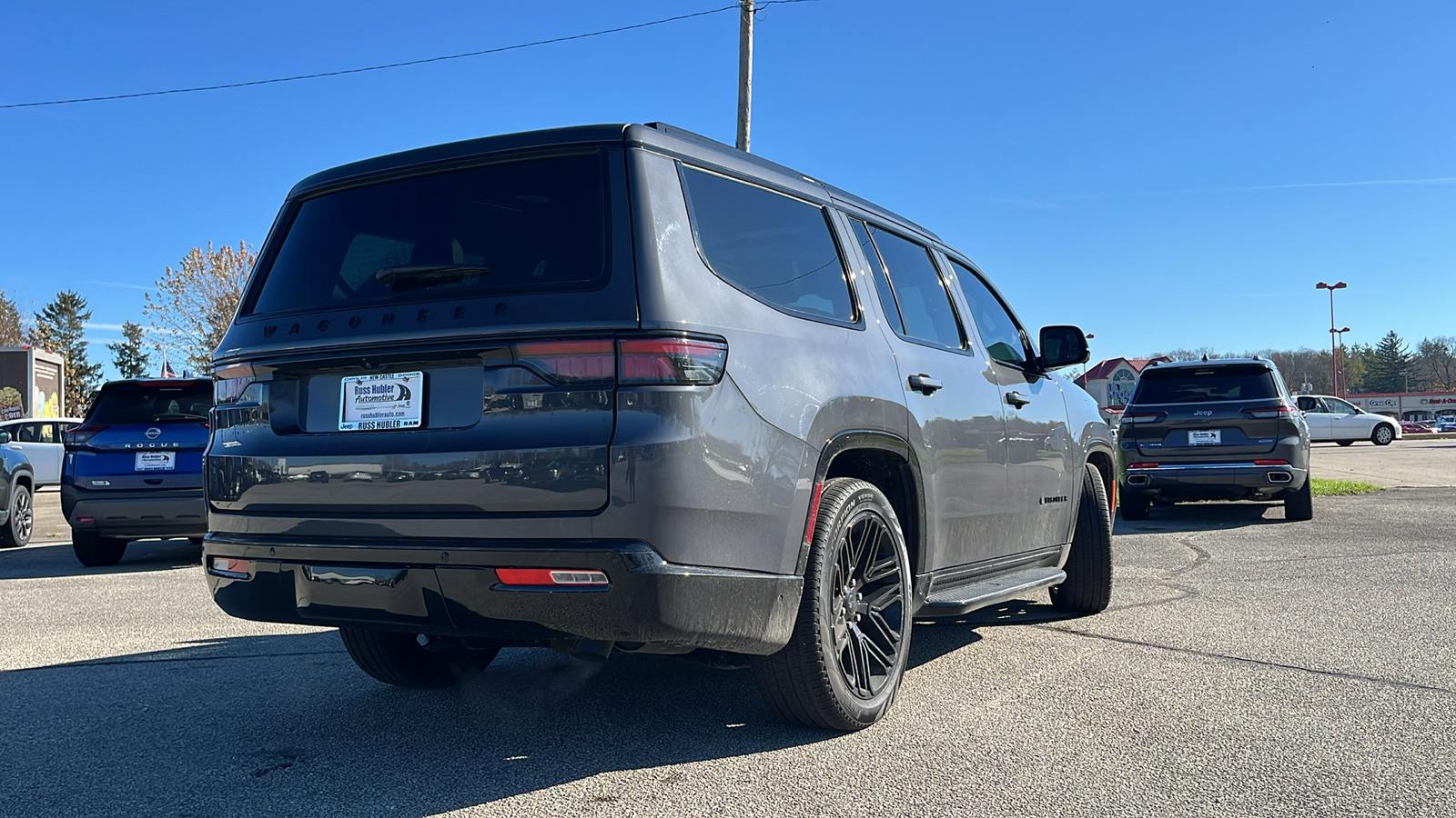 2024 Jeep Wagoneer Series II 3