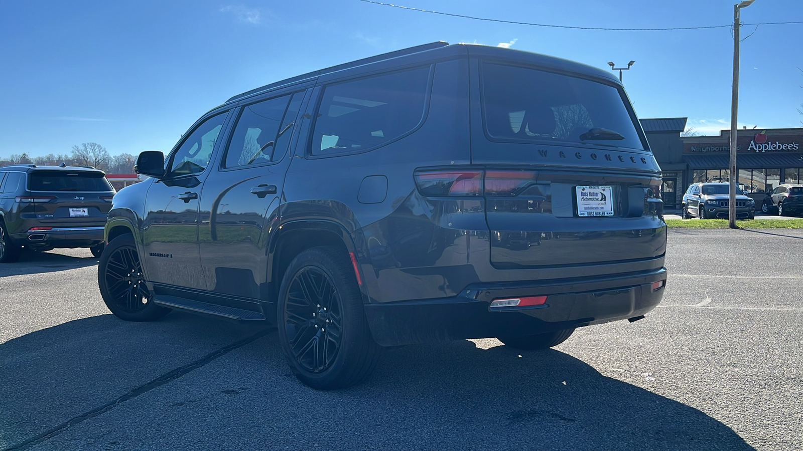 2024 Jeep Wagoneer Series II 5