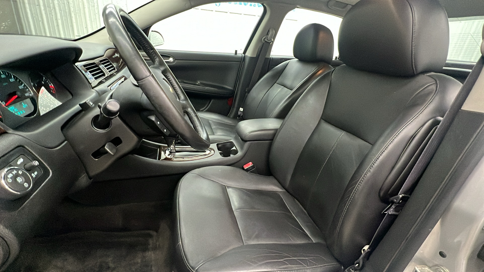 2014 Chevrolet Impala Limited LTZ 17