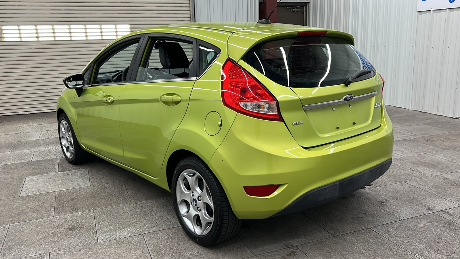 2011 Ford Fiesta SES 4