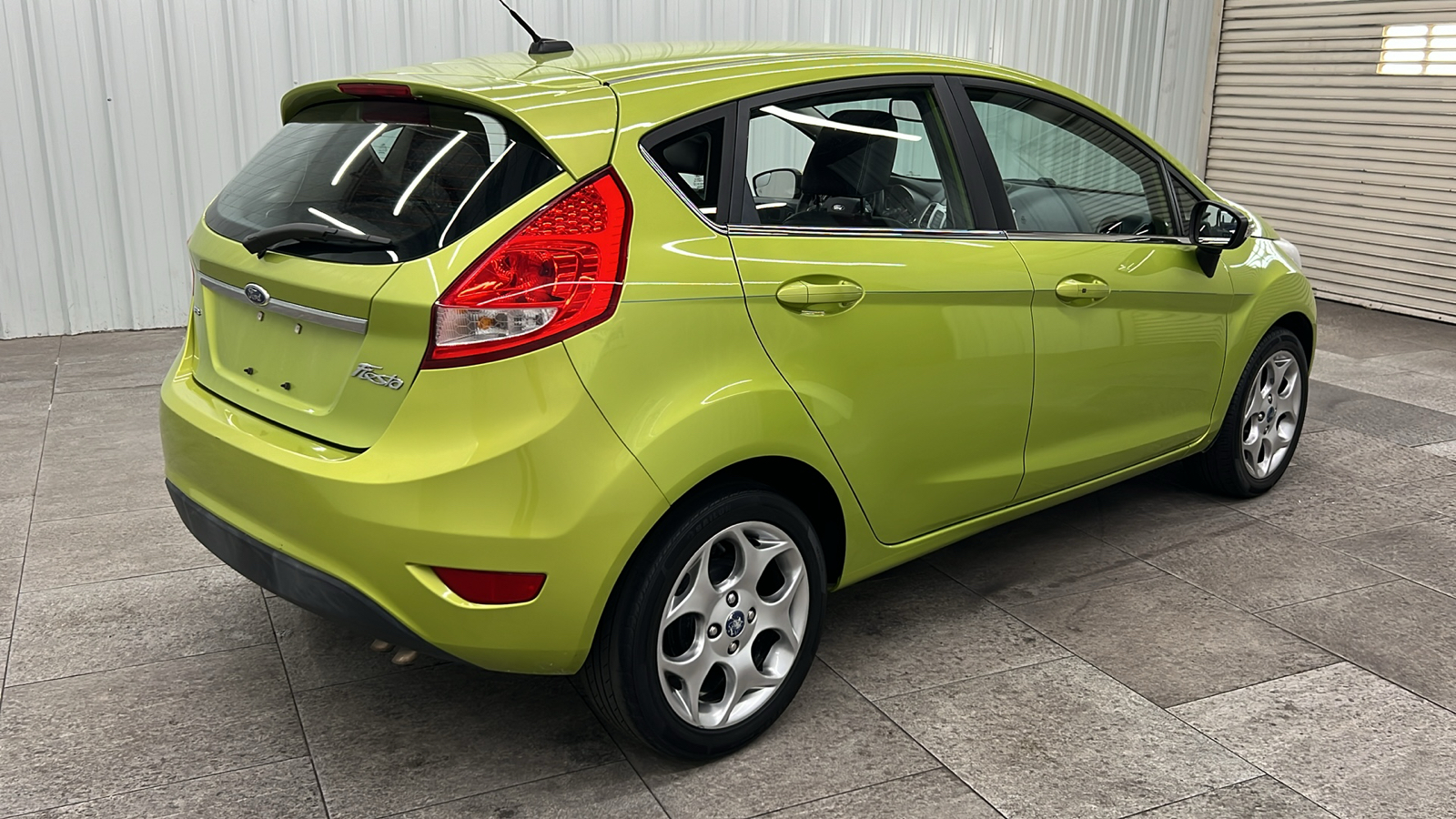 2011 Ford Fiesta SES 6