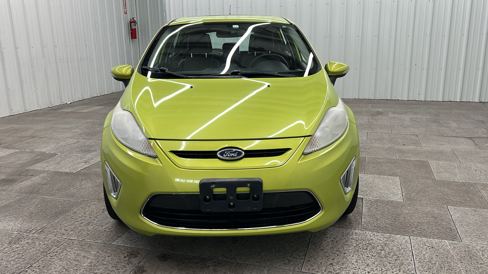 2011 Ford Fiesta SES 9