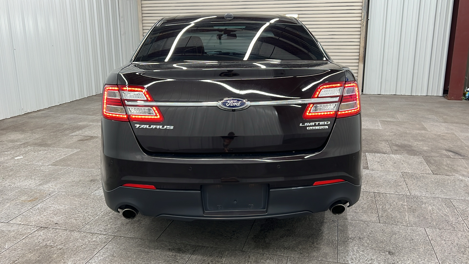 2014 Ford Taurus Limited 5