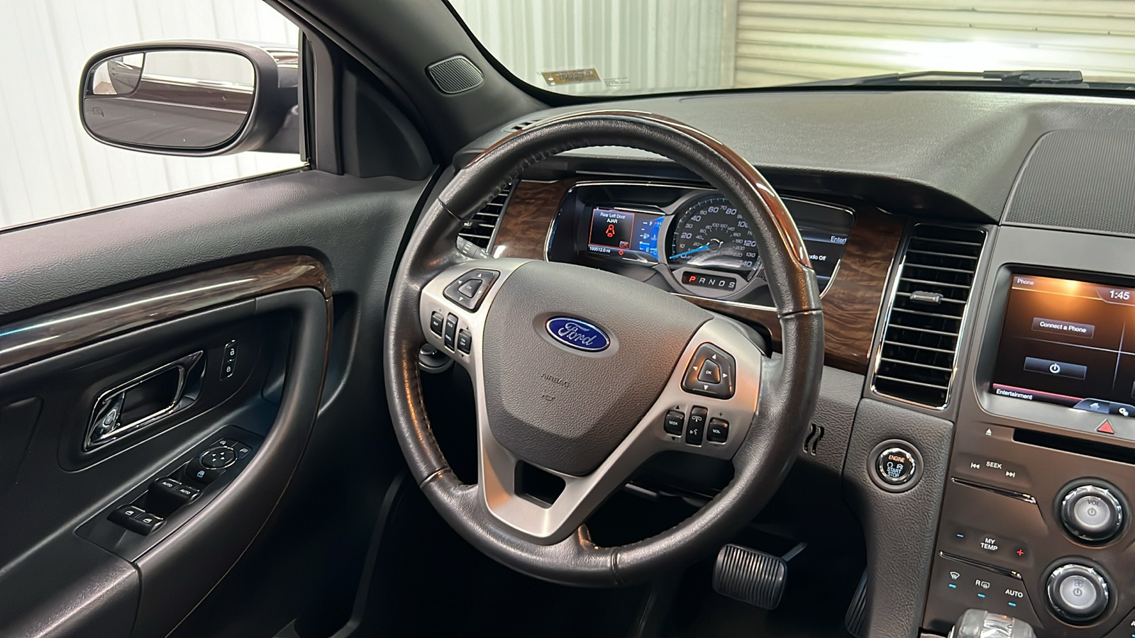 2014 Ford Taurus Limited 13