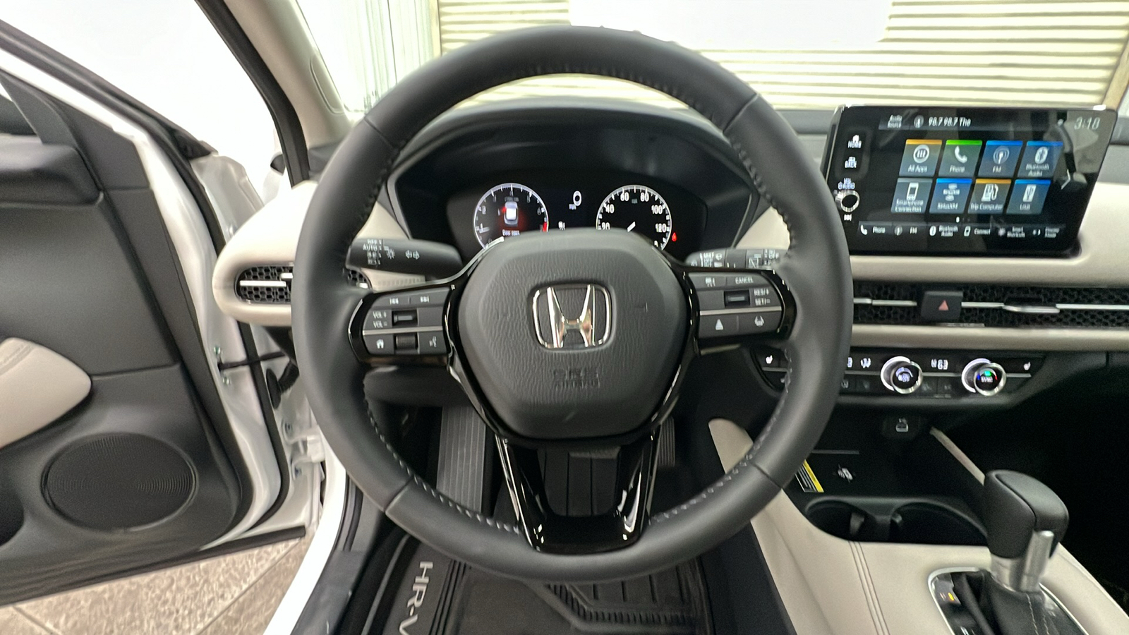 2024 Honda HR-V EX-L 22