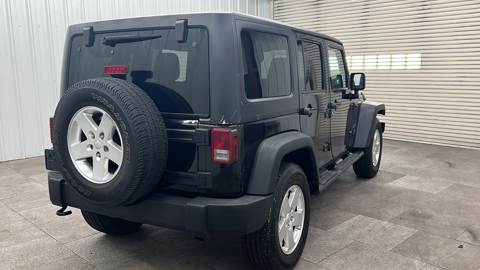 2011 Jeep Wrangler Unlimited Sport 6