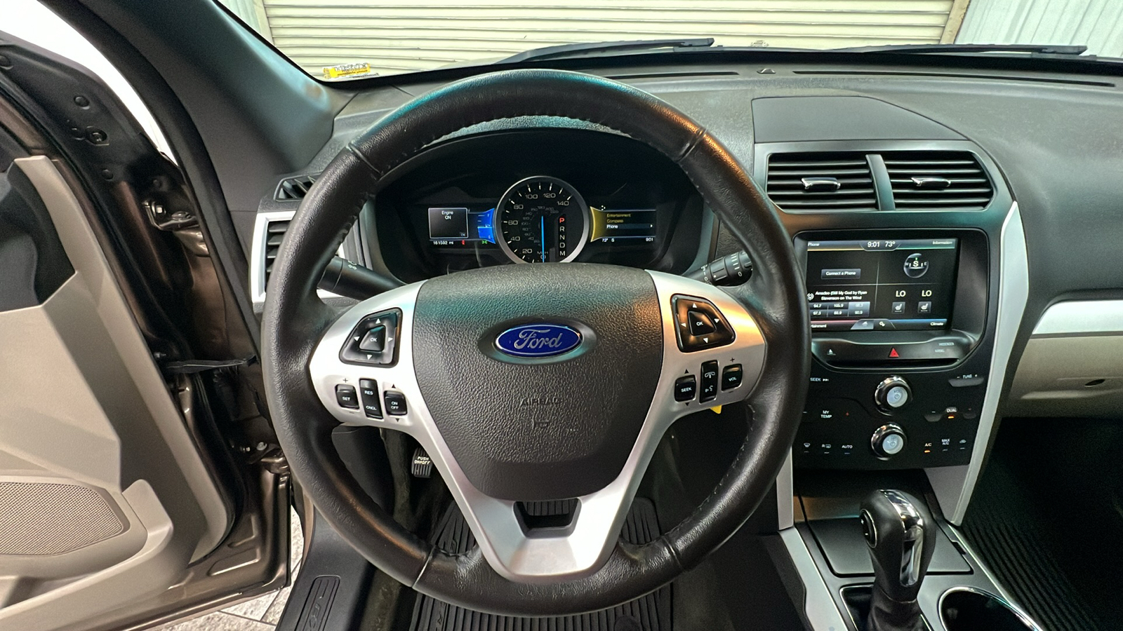 2015 Ford Explorer XLT 21