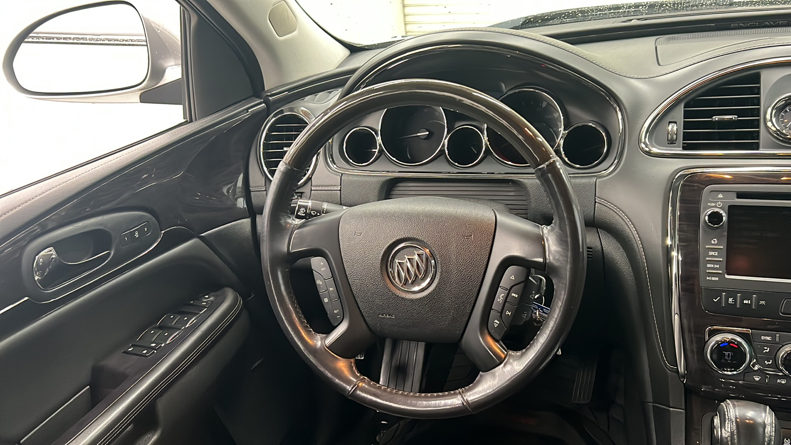 2017 Buick Enclave Leather Group 15