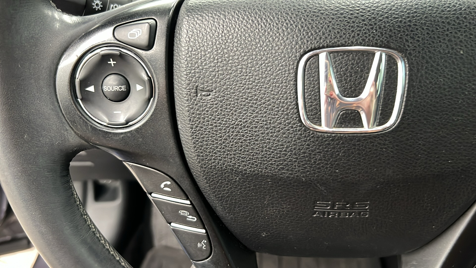 2015 Honda Accord EX-L 24