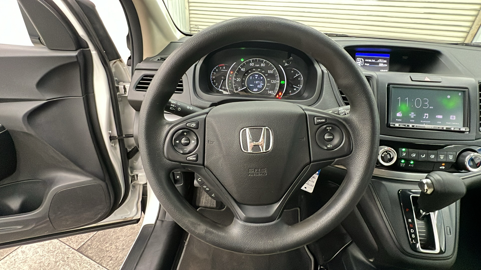 2015 Honda CR-V LX 23