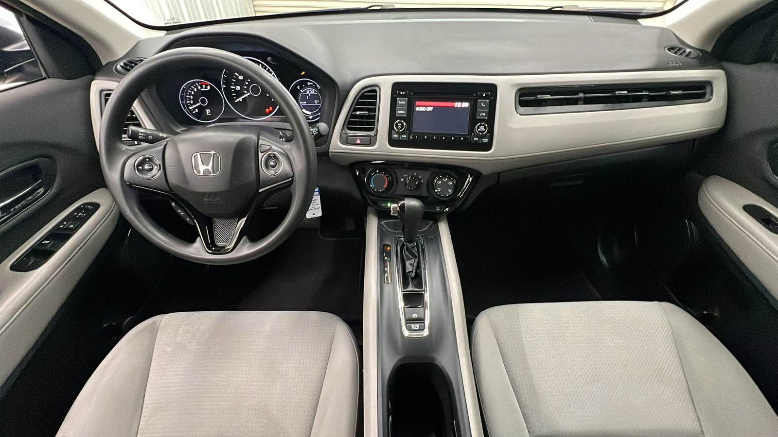 2021 Honda HR-V LX 12